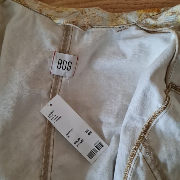 Denim Jacket Yellow Floral Urban Outfitters Shacket NWT Cotton Oversized BDG - Picture 11 of 13